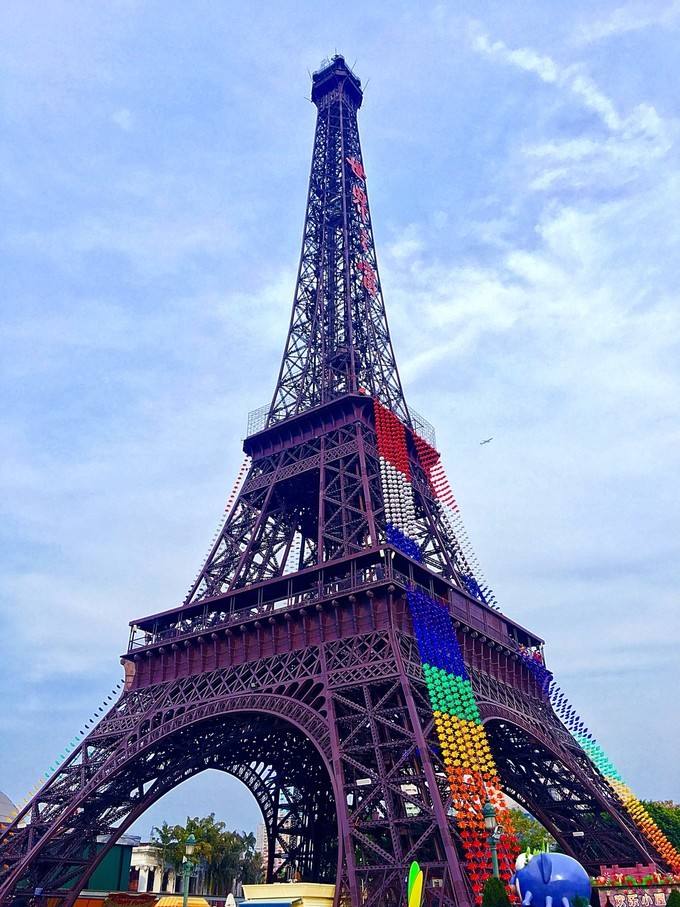 1.3.8，深圳世界之窗埃菲爾鐵塔仿塔.jpg